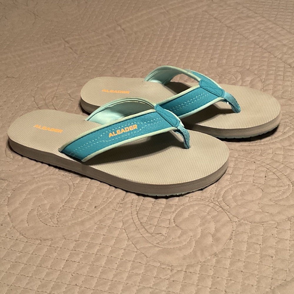 ALEADER Women's Blue Sandals